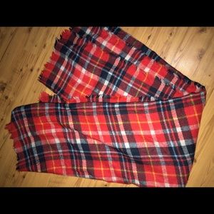 American Eagle Outfitters Accessories - American eagle blanket scarf American Eagle Outfitters Accessories - American eagle blanket scarf